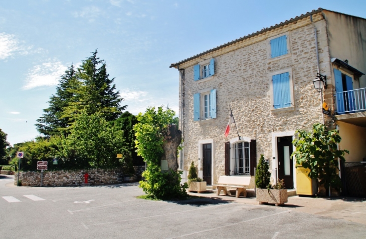 Le Village ( La Poste ) - Saint-Pantaléon-les-Vignes