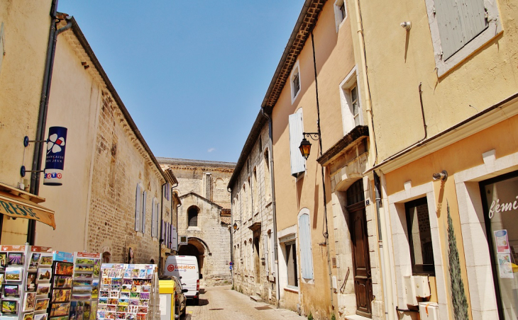 La Commune - Saint-Paul-Trois-Châteaux