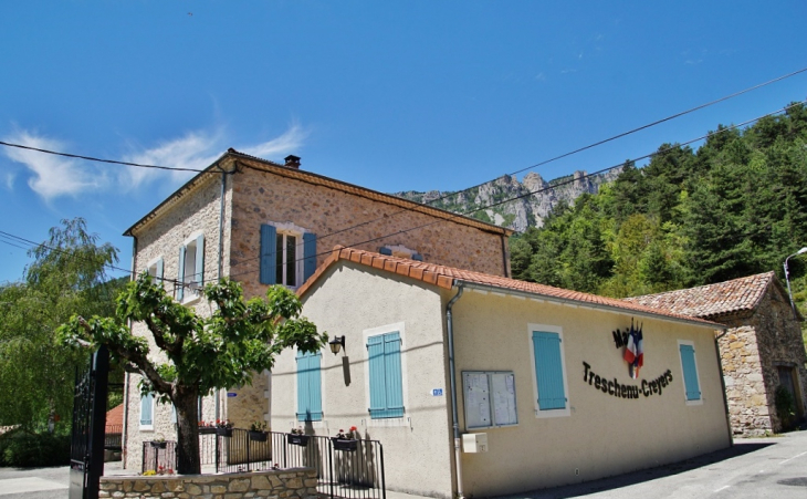 La Mairie - Treschenu-Creyers