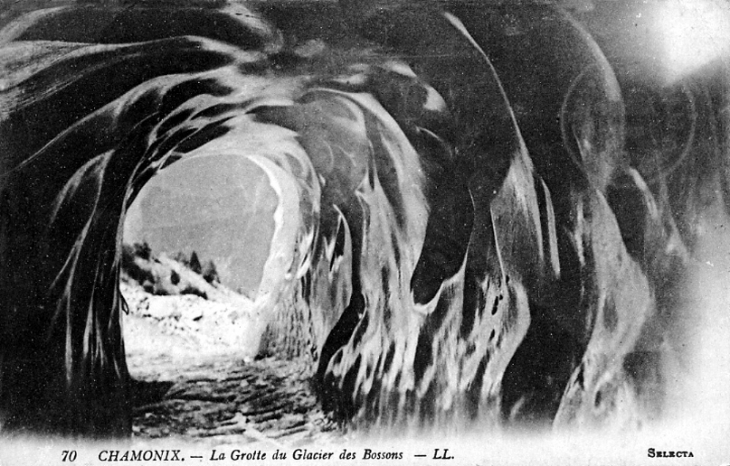 La Grotte. Glacier des Bossons - Chamonix-Mont-Blanc