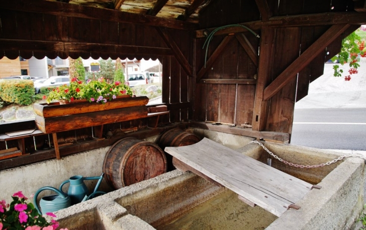 Le Lavoir - Domancy