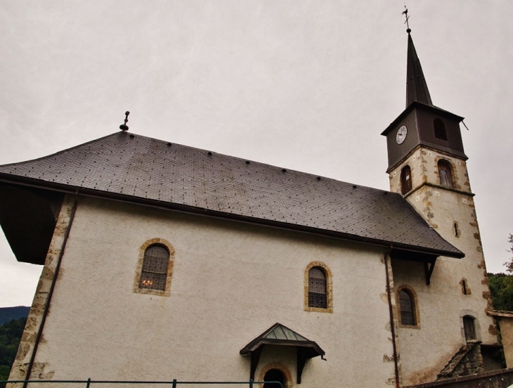 église Saint-André - Domancy