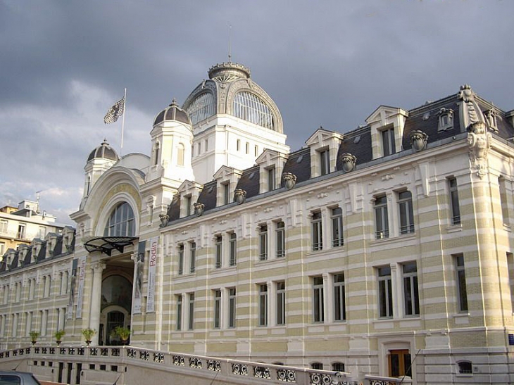 Le palais Lumière - Évian-les-Bains