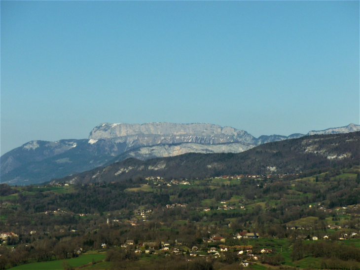 Le_Parmelan_vu_depuis_la_commune_d'Héry-sur-Alby