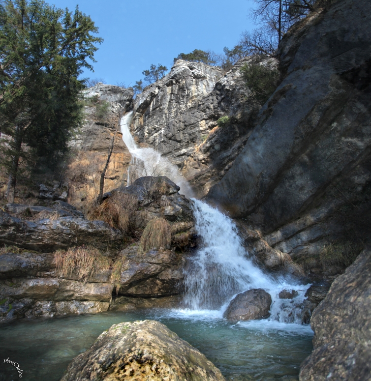 Cascade de la-Balme-de-thuy vue de phtOaldo - La Balme-de-Thuy