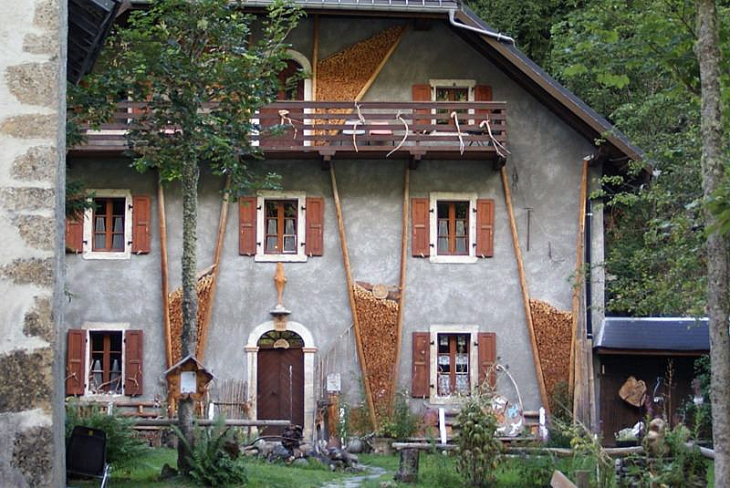 Réserves de bois décoratives - Les Contamines-Montjoie