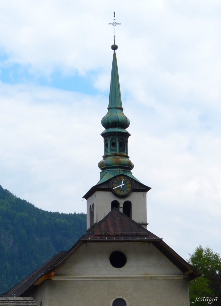 Les Houches. L'église Saint Jean Baptiste.