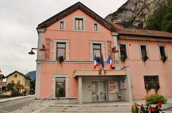 La Mairie - Magland