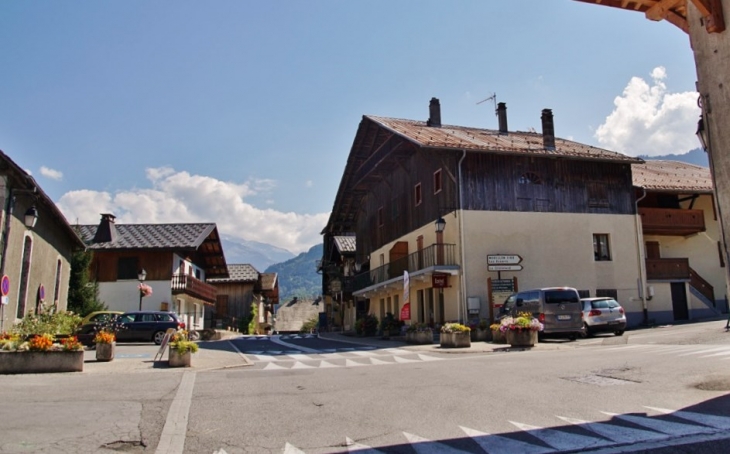 Le Village - Morillon