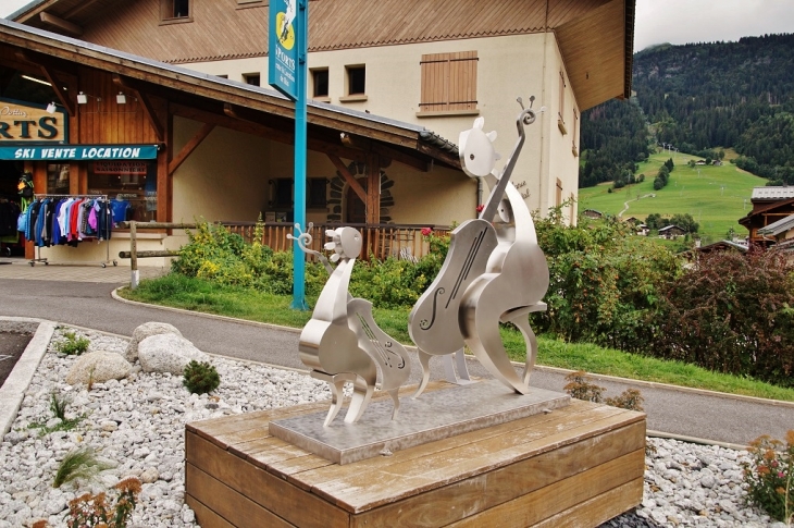 Sculpture de Charles-Stratos - Praz-sur-Arly