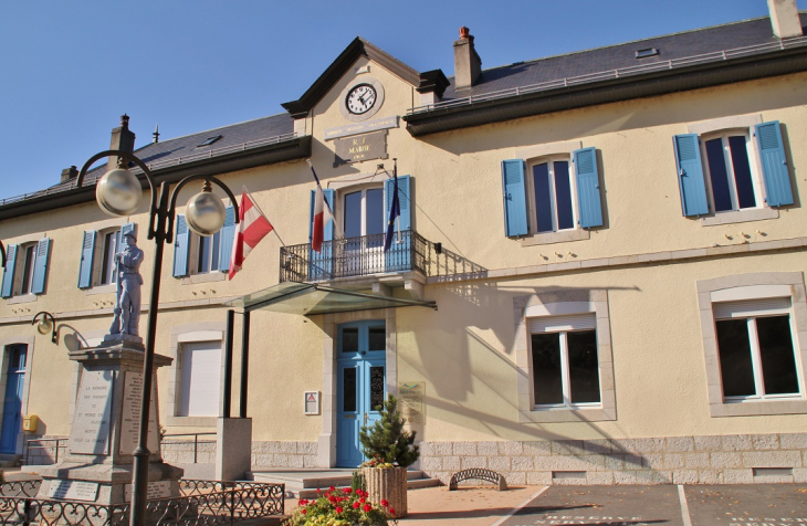 La Mairie - Saint-Pierre-en-Faucigny