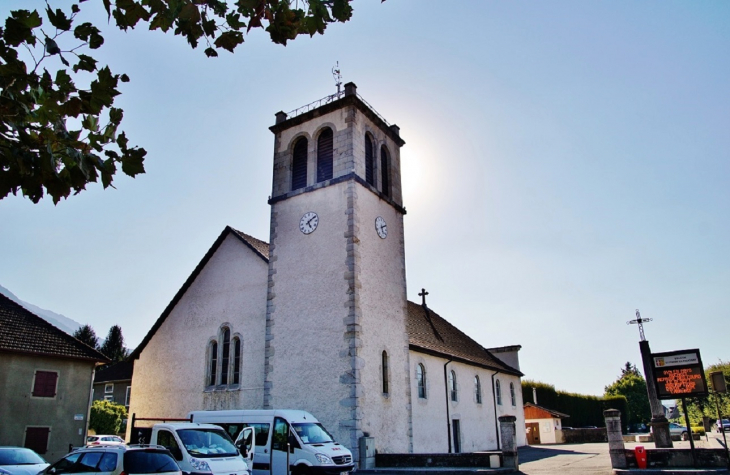 église St Pierre - Saint-Pierre-en-Faucigny