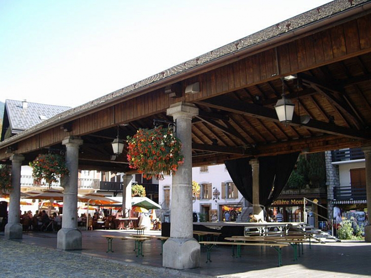 Les halles de la Grenette - Samoëns