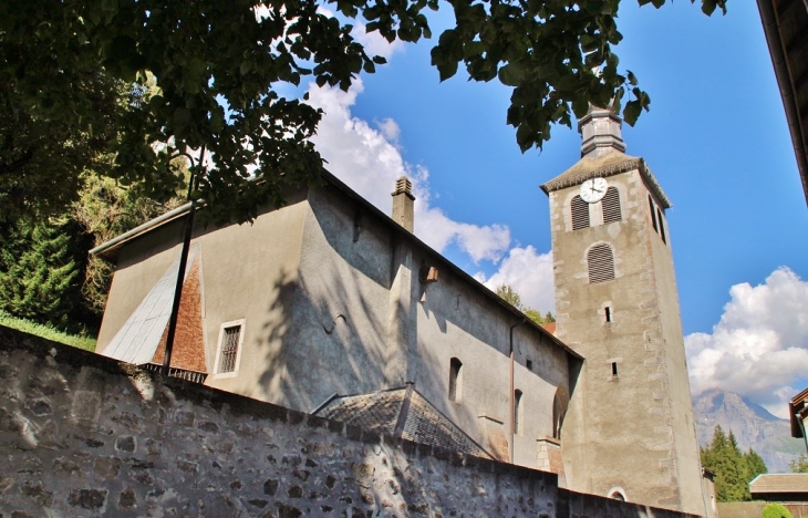 <<église Sainte-Madeleine - Sixt-Fer-à-Cheval