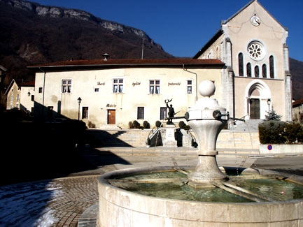 La Mairie et l'Église - Barraux