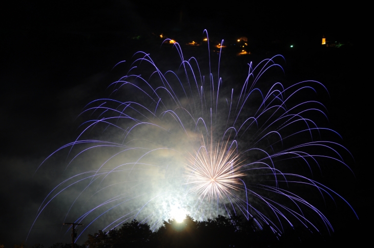 Feux d'artifice sur le Lac du Sautet - Corps