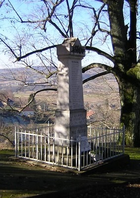 Monument aux morts - Doissin