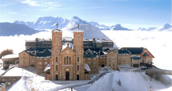 La Salette en hiver - La Salette-Fallavaux