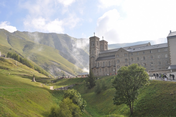 Notre-Dame de La Salette - La Salette-Fallavaux