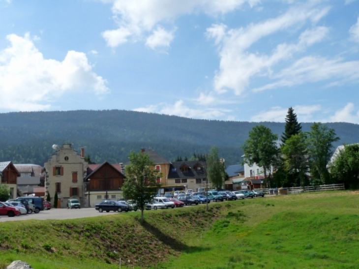 La place Gérard Clet - Méaudre