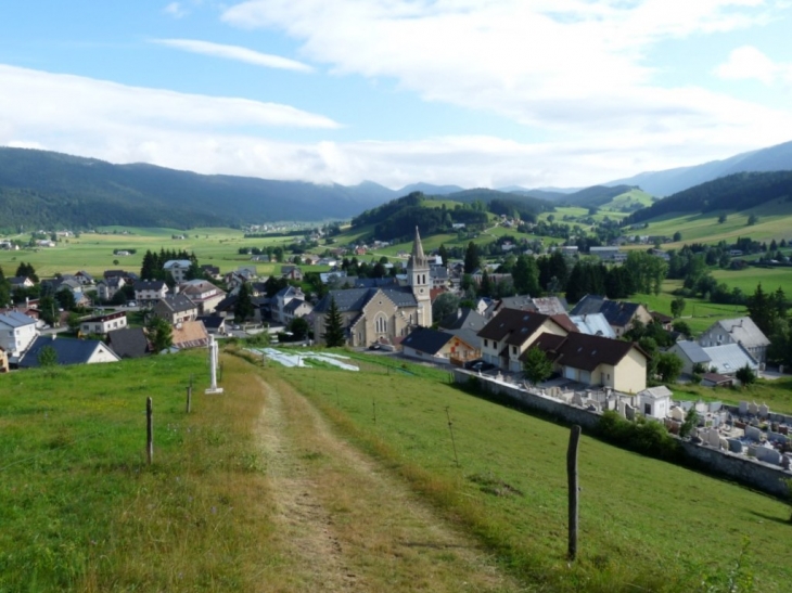 En montant vers le calvaire - Méaudre