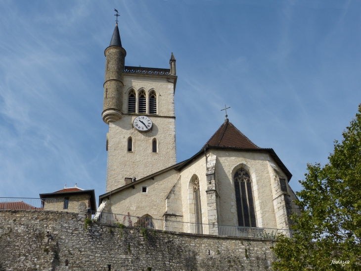 Morestel. Église Saint Symphorien.