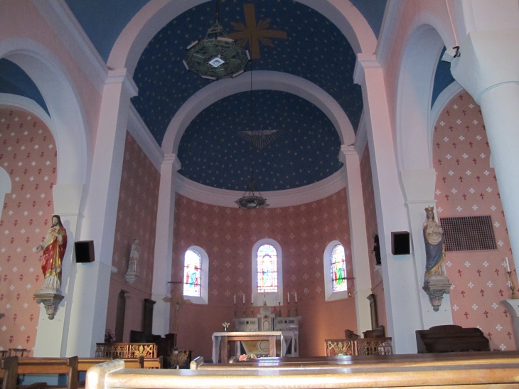 Intérieur Eglise - Pommier-de-Beaurepaire