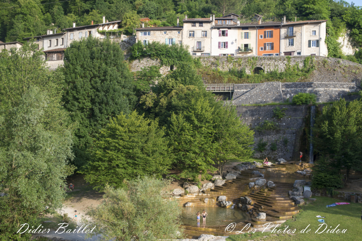 Vue depuis la terrasse du restaurant du Musée de l'Eau - Pont-en-Royans