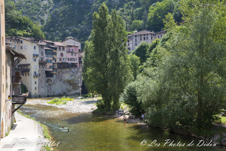 La Bourne et les maisons suspendues - Pont-en-Royans