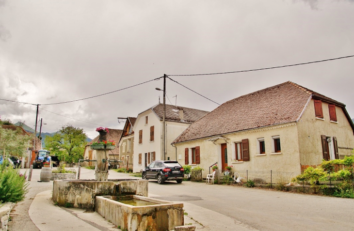 La Commune - Prébois