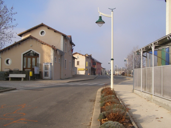 Mairie rénovée - Rochetoirin