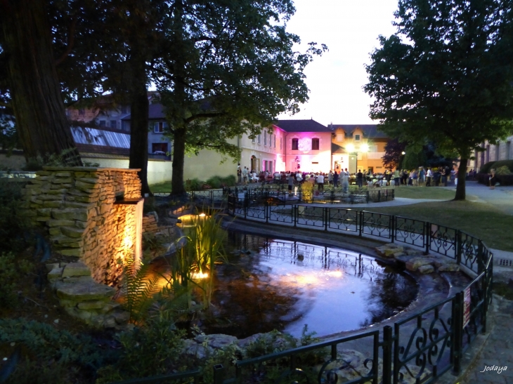 Saint Jean de Bournay. Les vendredis de l'été. 17/07/2015 Troïka. - Saint-Jean-de-Bournay