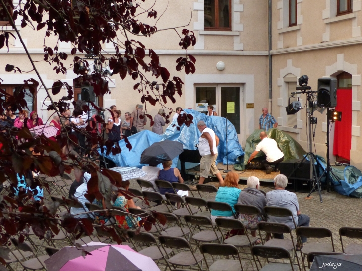 Saint Jean de Bournay. Les vendredis de l'été. 24/07/2015. Les Pies qui Chantent. - Saint-Jean-de-Bournay