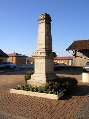 Monument aux morts - Succieu