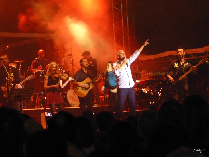 Villefontaine. Concert Michel Fugain 21 juin 2014.