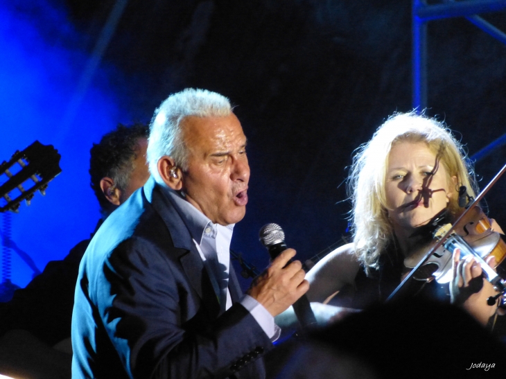 Villefontaine. Concert Michel Fugain 21 juin 2014.