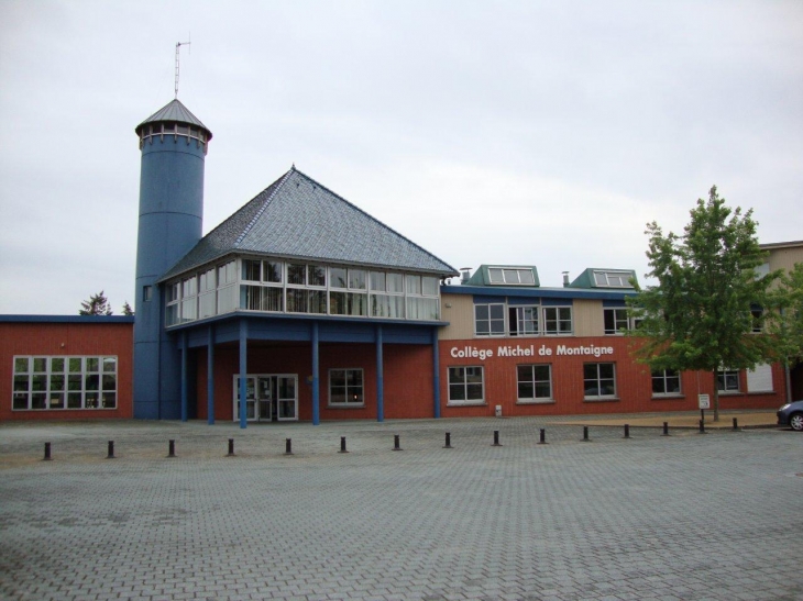 Balbigny (42510) collège Michel de Montaigne