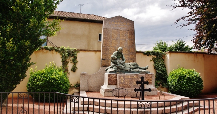 Monument aux Morts - Charlieu