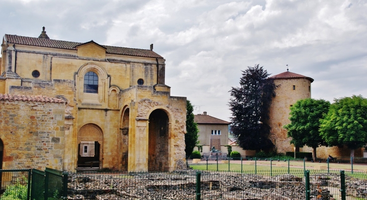 Abbaye-de-Charlieu