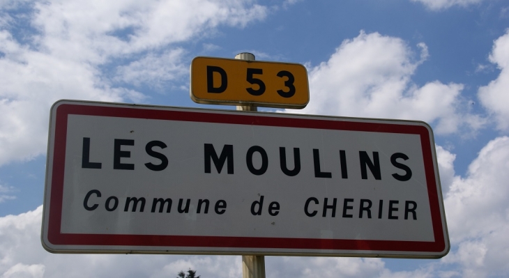 Les Moulins ( Commune-de-Cherier )