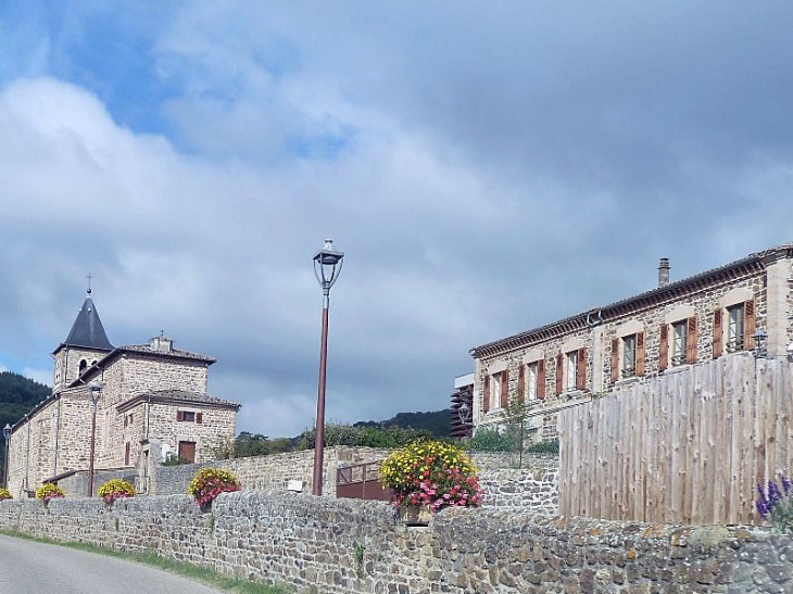 Dans le village - La Chapelle-Villars