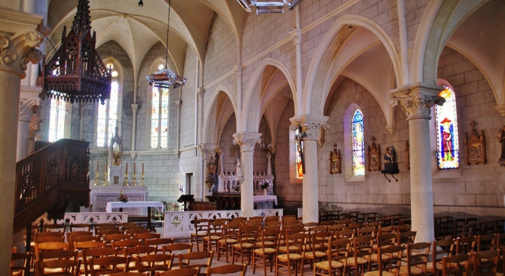   église Notre-Dame de la Nativité  - Le Crozet