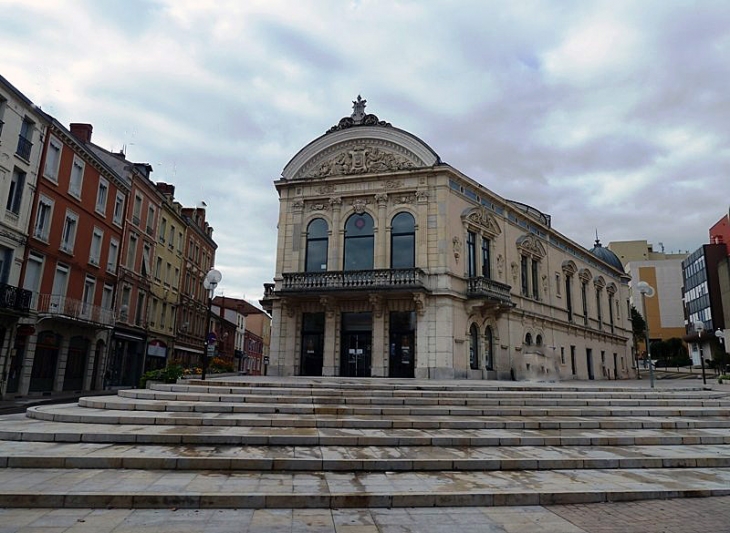 Le théâtre - Roanne