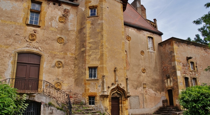   Château - Saint-André-d'Apchon