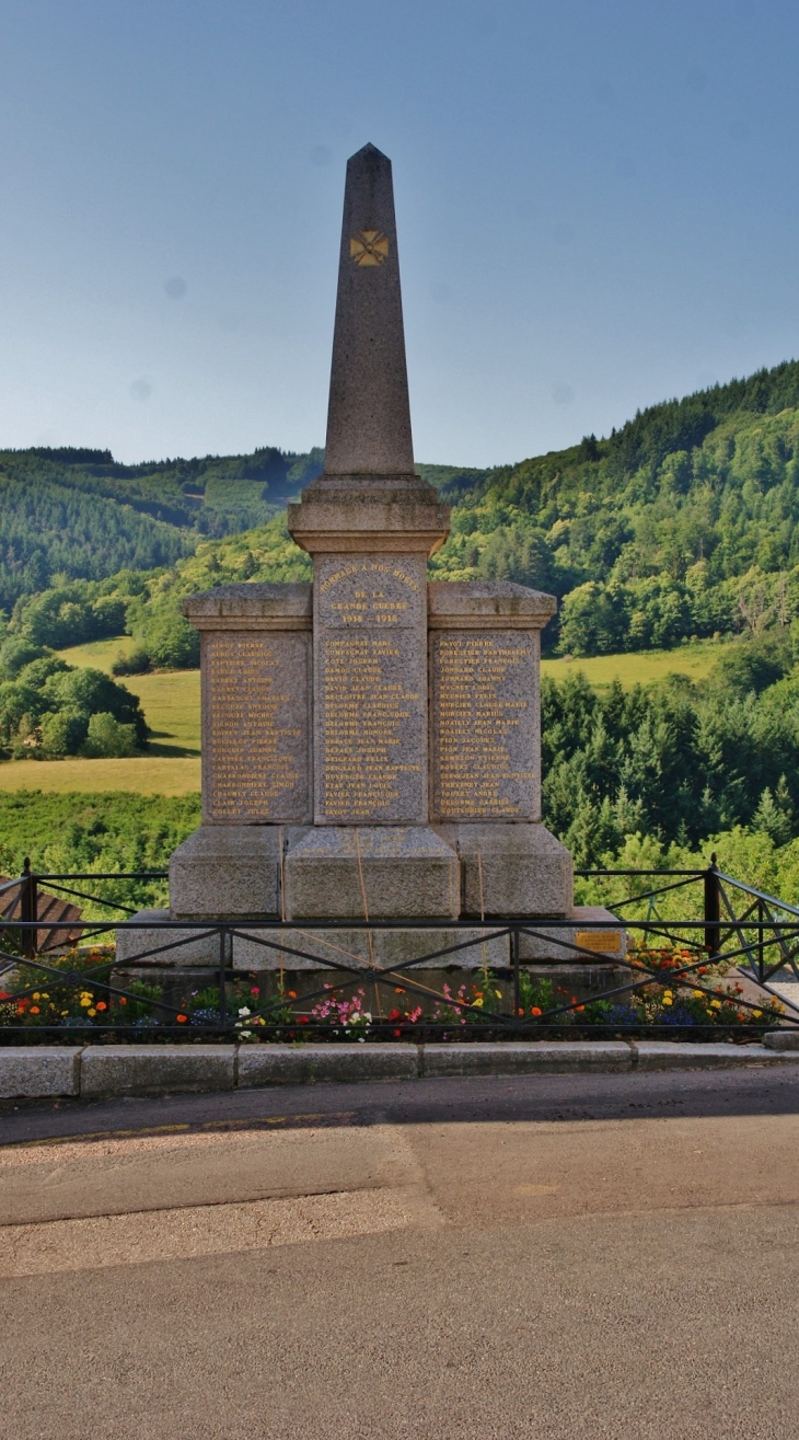 Monument aux Morts - Saint-Bonnet-des-Quarts