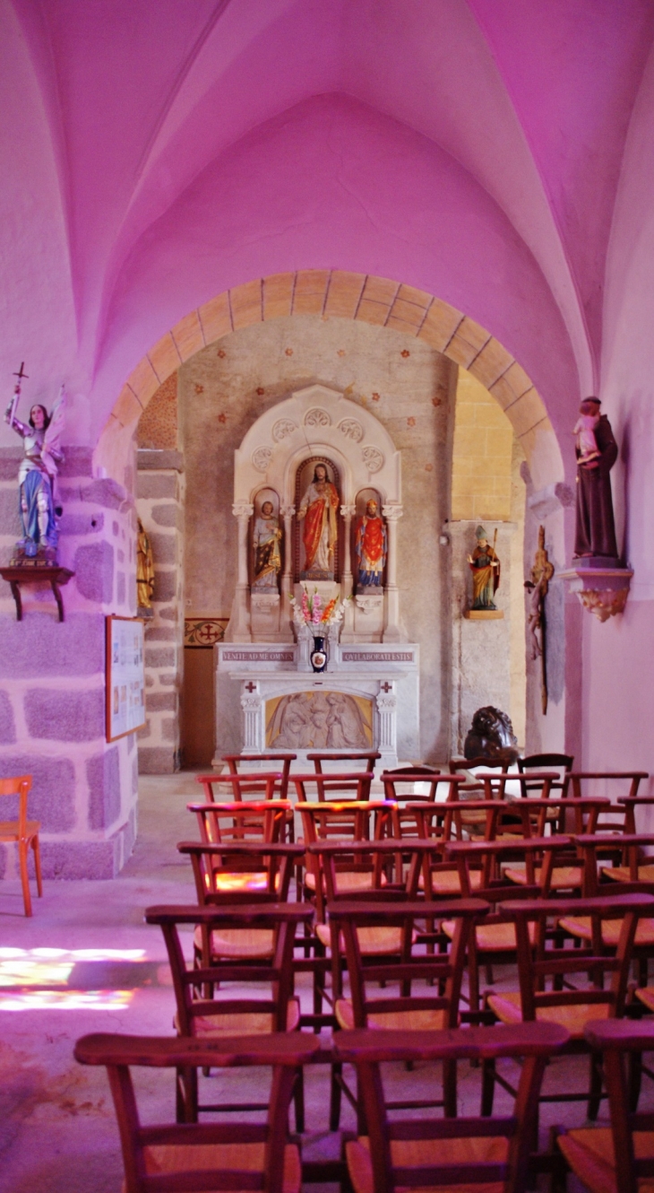 <<église Saint-Bonnet - Saint-Bonnet-des-Quarts