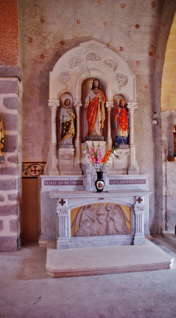 <<église Saint-Bonnet - Saint-Bonnet-des-Quarts