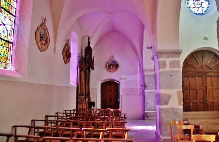 <<église Saint-Bonnet - Saint-Bonnet-des-Quarts