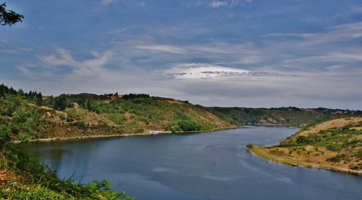 Lac de Villerest ( Vu de st Jean-St Maurice sur-Loire ) - Saint-Jean-Saint-Maurice-sur-Loire