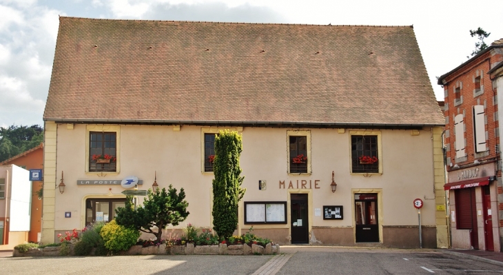 La Mairie - Saint-Martin-d'Estréaux